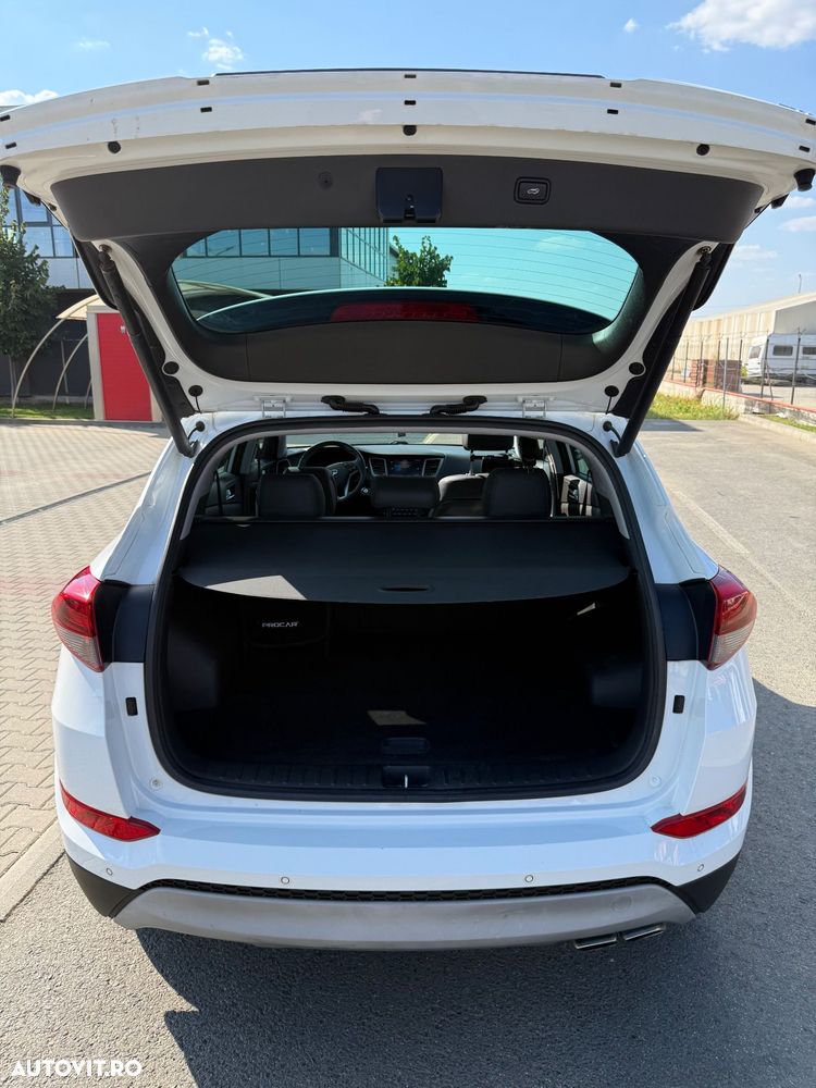 Hyundai Tucson 2.0 CRDI 4WD 6AT Luxury Pack+ - 10