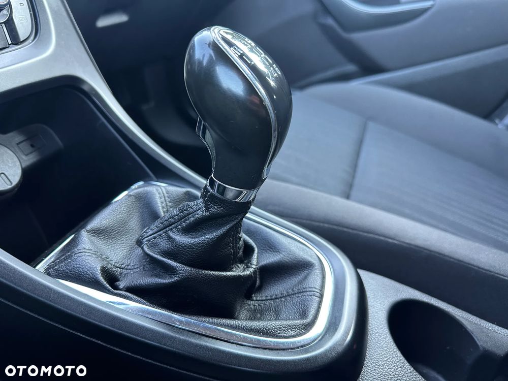 Opel Astra 1.7 CDTI DPF - 16