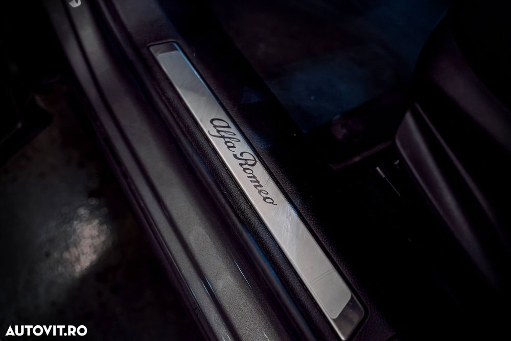 Alfa Romeo Tonale 1.5 FWD AT MHEV Veloce - 39