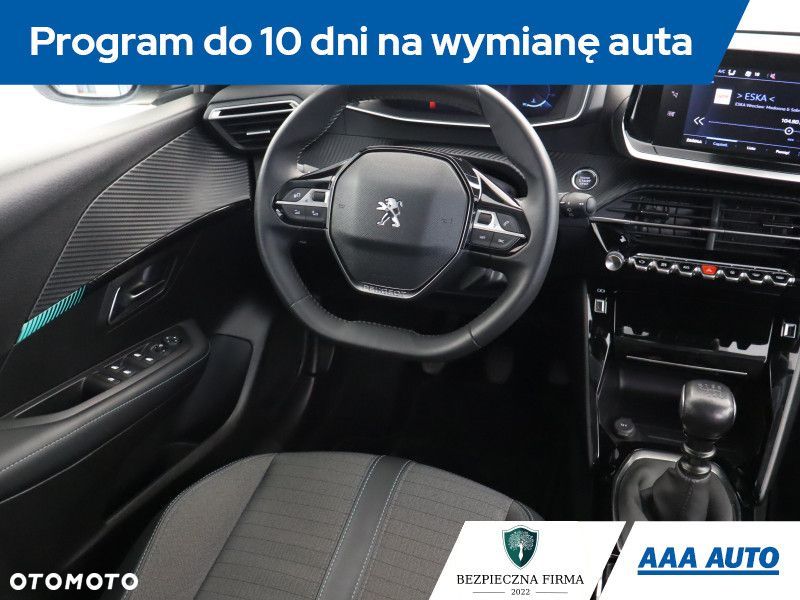 Peugeot 208 - 9
