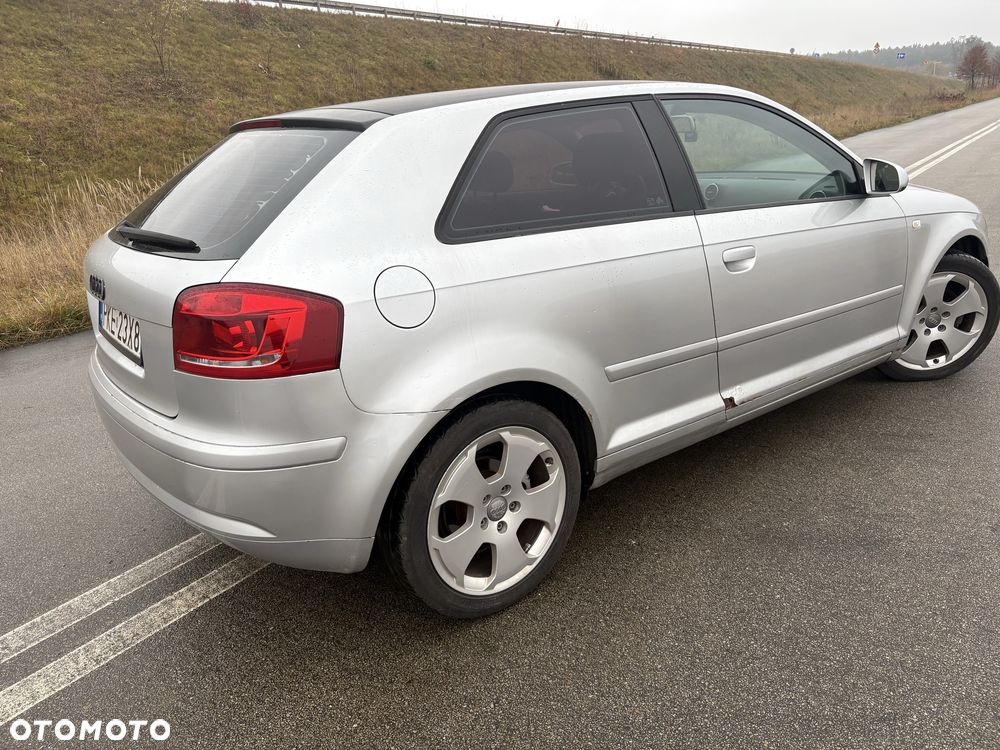 Audi A3 Sportback - 3