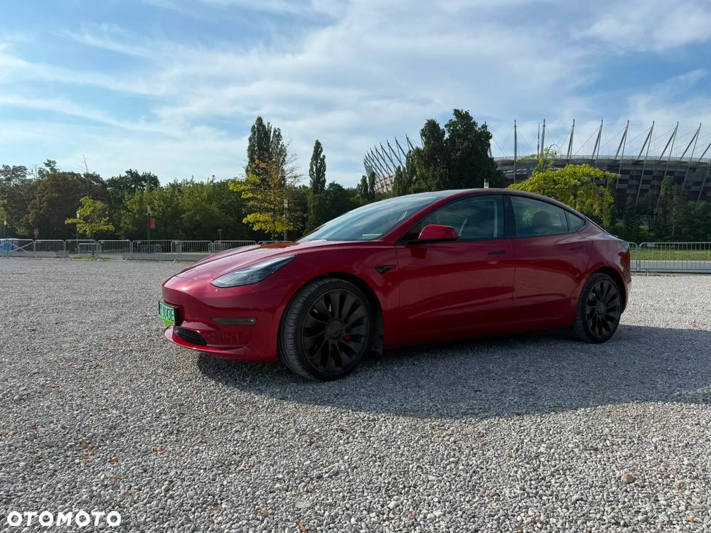 Tesla Model 3 - 3