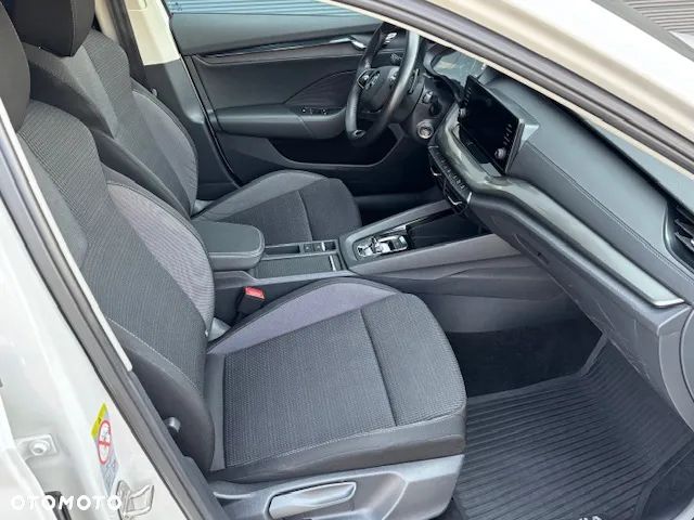 Skoda Octavia 2.0 TDI Ambition DSG - 14