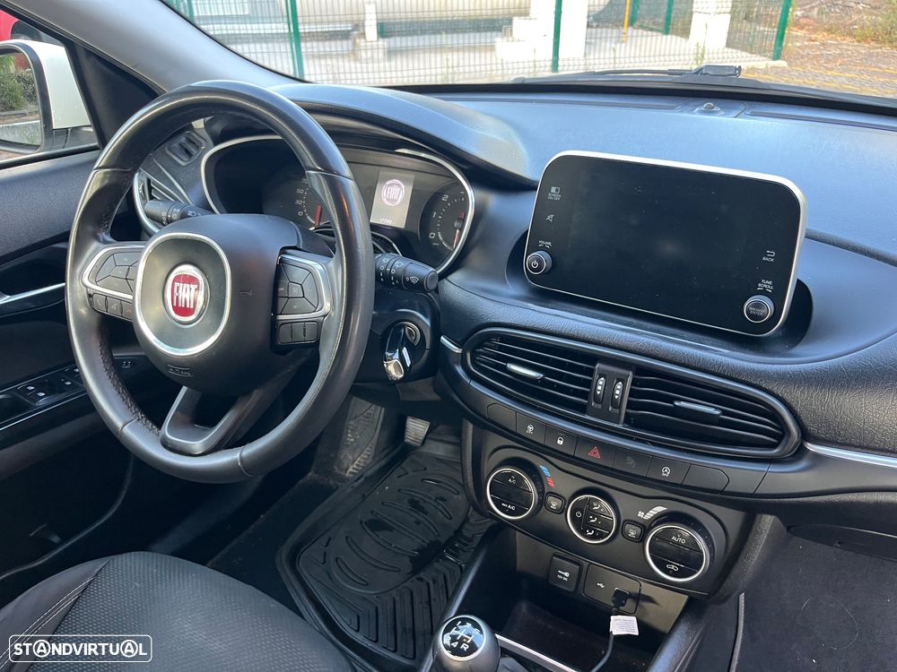 Fiat Tipo 1.3 M-Jet Lounge J17 - 26