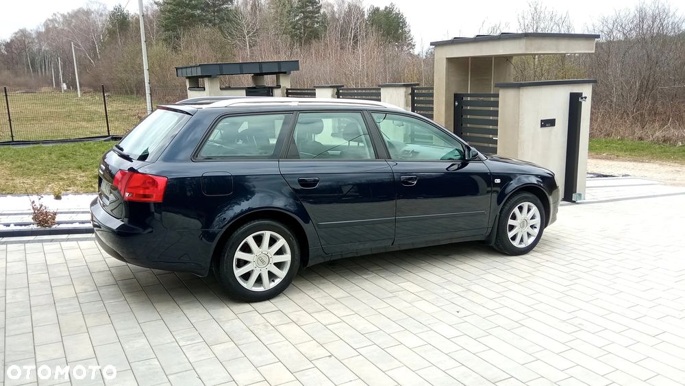 Audi A4 Avant 2.0 TDI DPF - 13