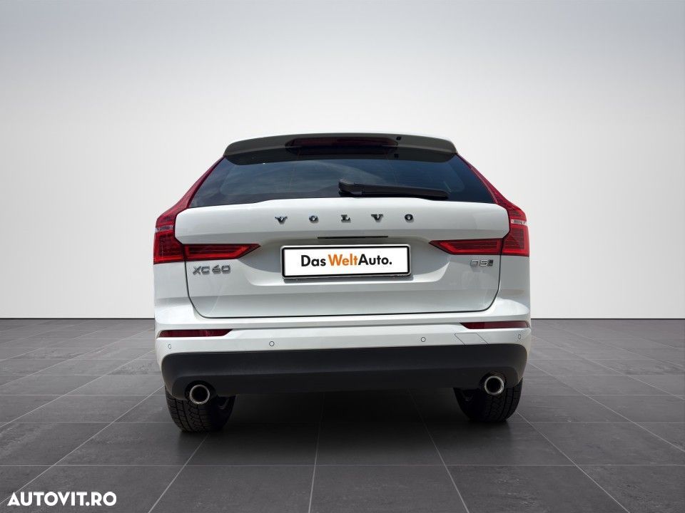Volvo XC 60 B5 AWD Momentum Pro - 9