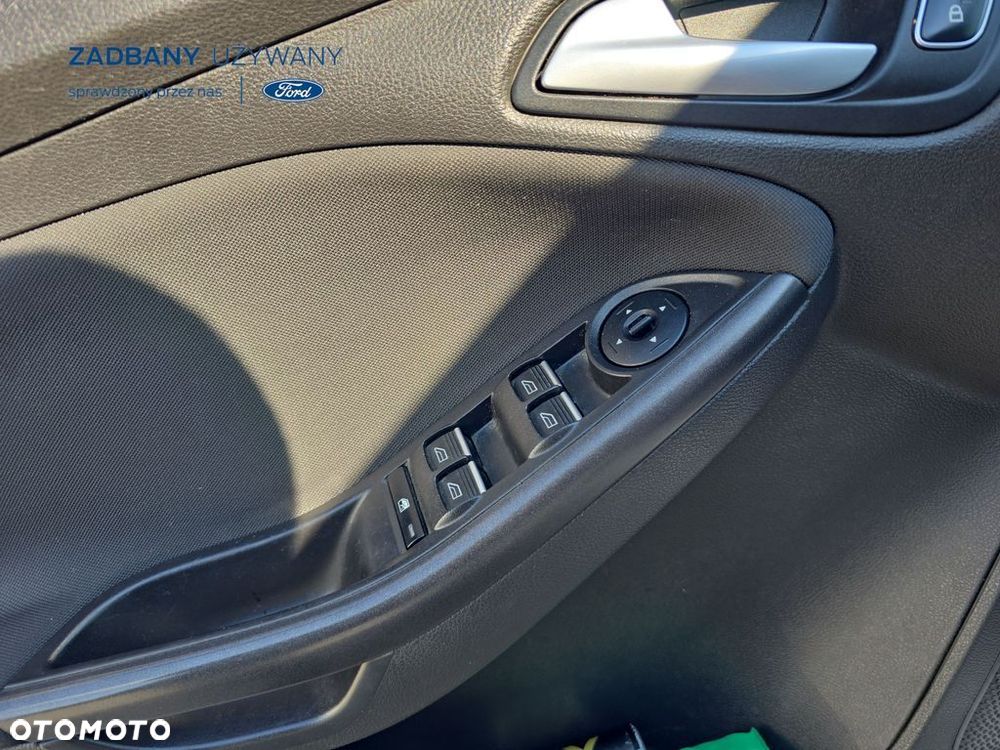 Ford Focus - 23