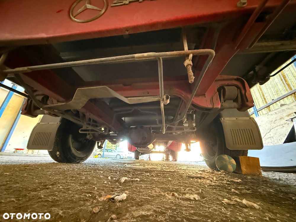 Mercedes-Benz Sprinter - 17
