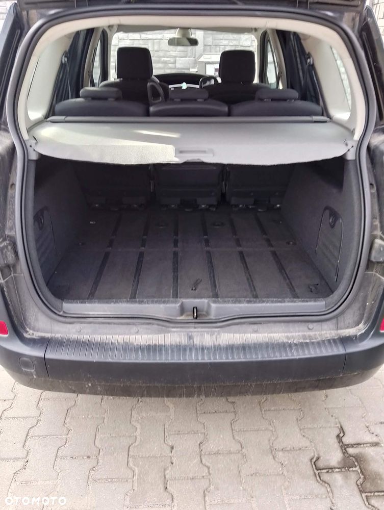 Renault Scenic 1.6 16V Conquest - 9