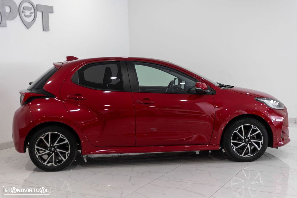Toyota Yaris 1.5 VVT-i Luxury - 4