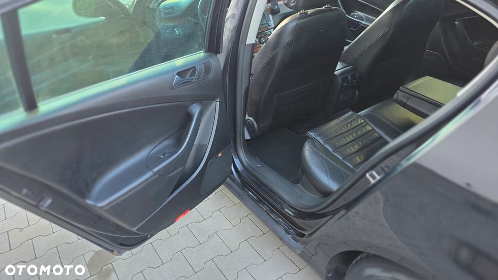 Volkswagen Passat 2.0 FSI Comfortline - 13