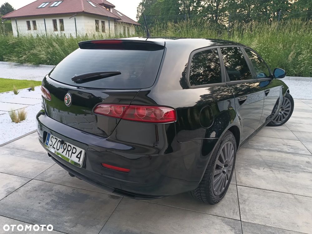 Alfa Romeo 159 1.9JTDM Q-Distinctive - 17