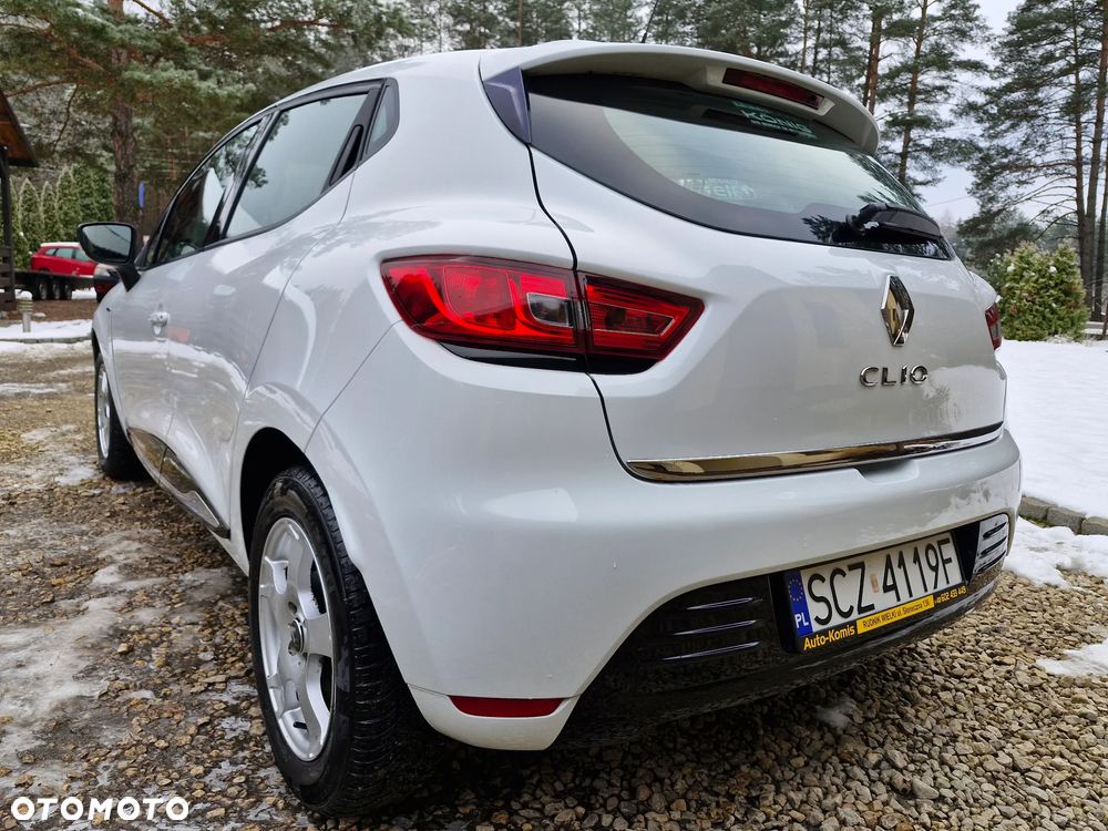 Renault Clio 1.2 16V 75 LIMITED - 4