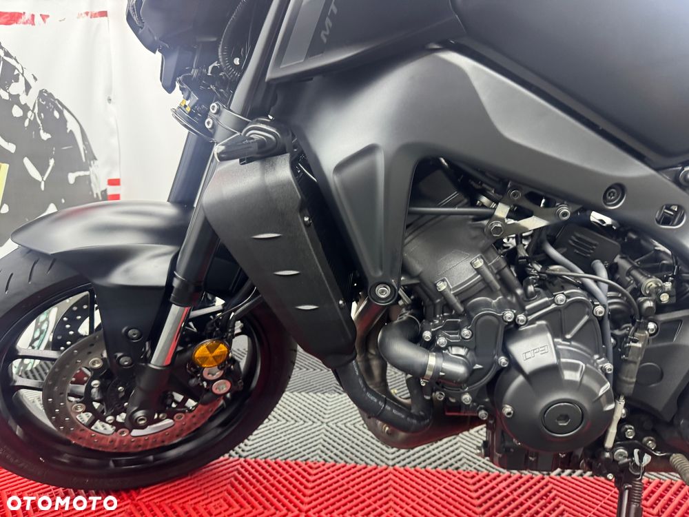 Yamaha MT - 13