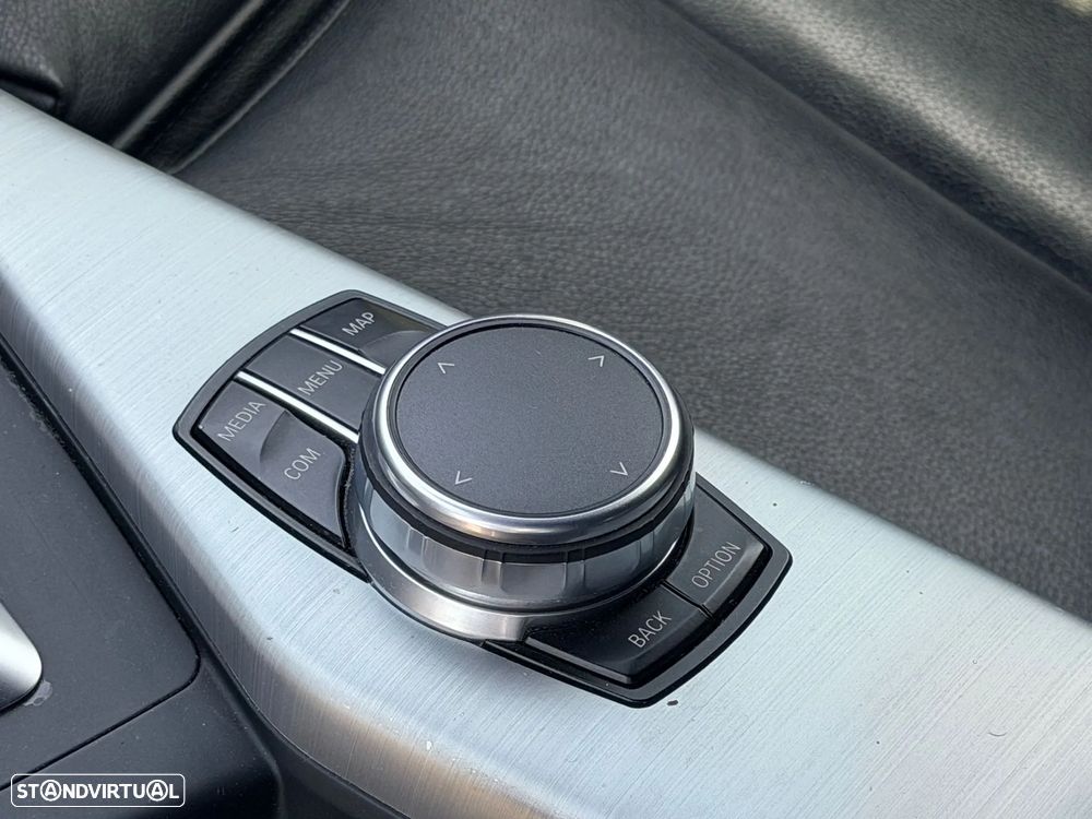 BMW 120 d Aut. M Sport - 12