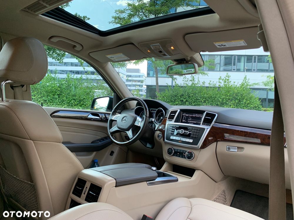 Mercedes-Benz ML 350 BlueTEC 4MATIC 7G-TRONIC - 36
