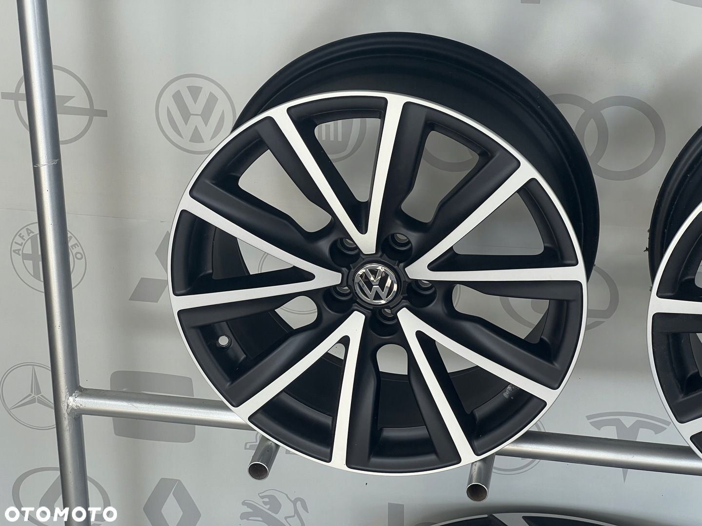 FELGI ALU AUDI 8X0 82A A1 S1 17 5X100 ET36 ORYGINALNE S LINE POLO FABIA - 2