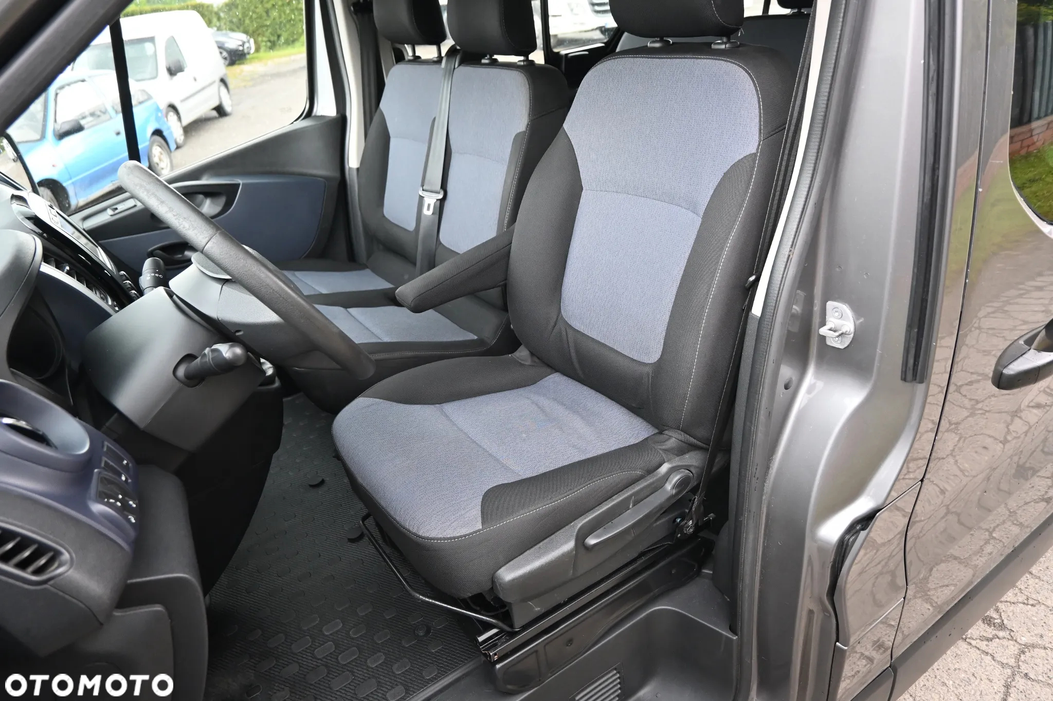 Opel Vivaro L2H1 2,9t Edition - 18