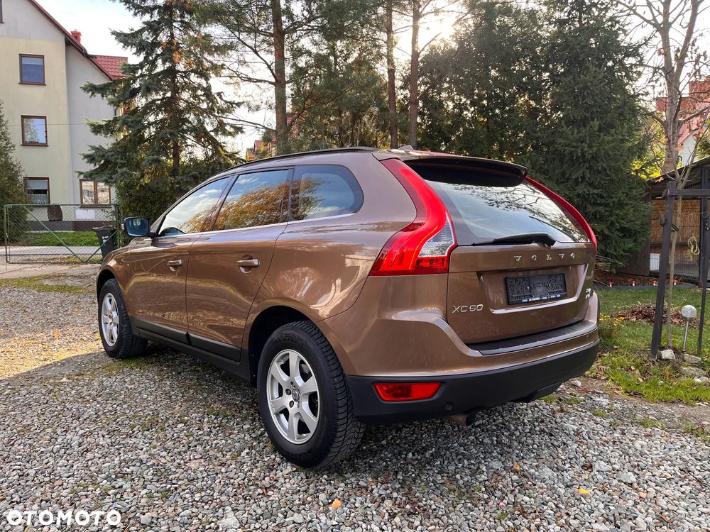 Volvo XC 60 - 4