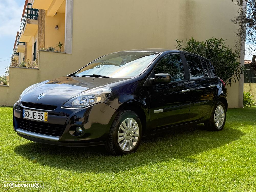 Renault Clio 1.2 16V Confort 130g - 1