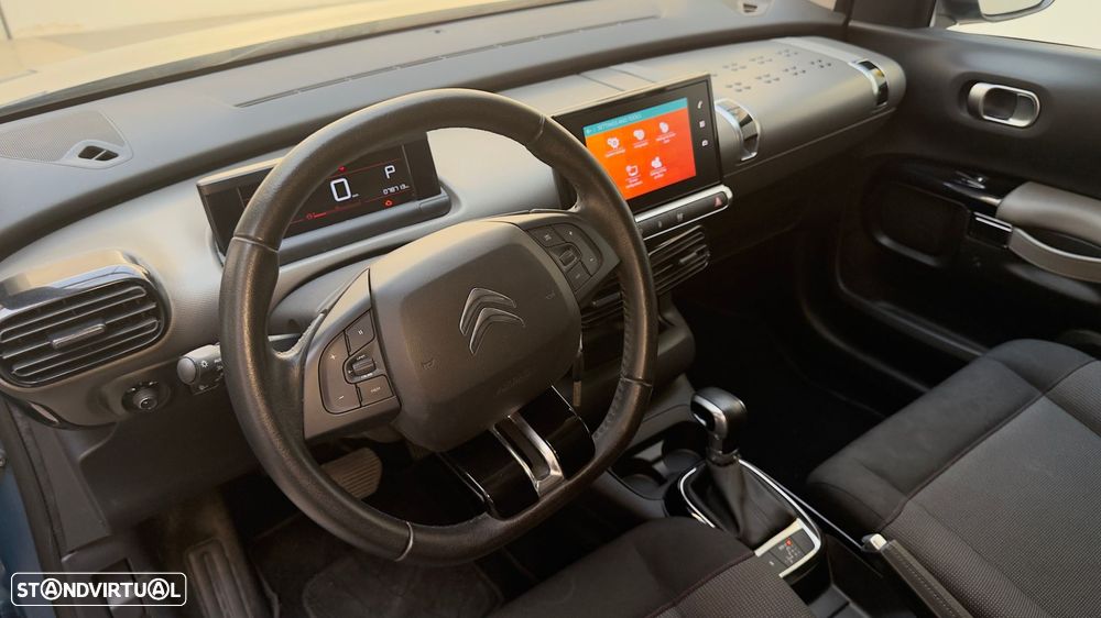 Citroën C4 Cactus 1.2 PureTech Shine EAT6 - 7