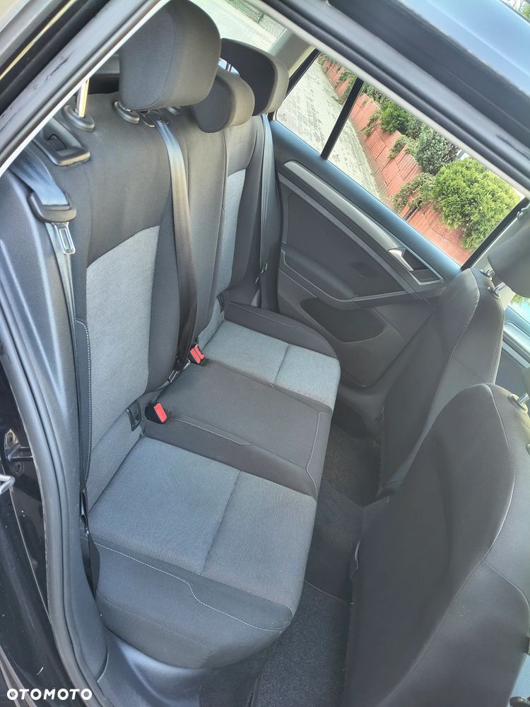Volkswagen Golf 1.2 TSI BMT Trendline - 27