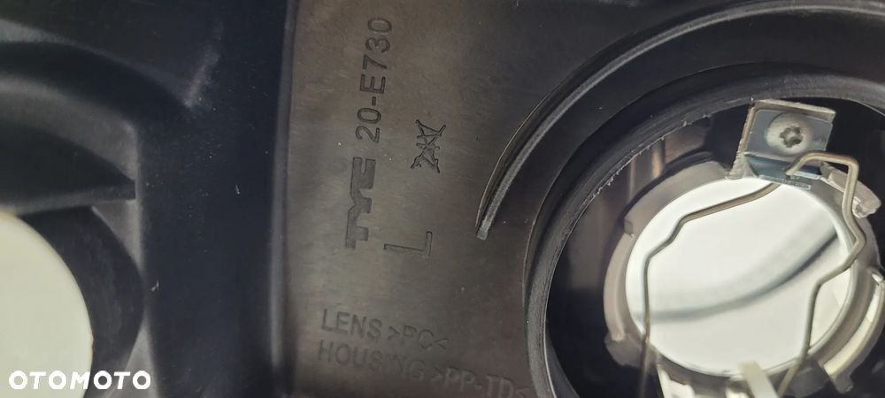 DACIA LODGY DOKKER 12- LAMPA LAPMY PRZÓD PRZEDNIE NOWE - 7