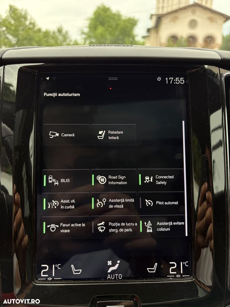 Volvo XC 60 Recharge T8 Twin Engine eAWD R-Design - 15