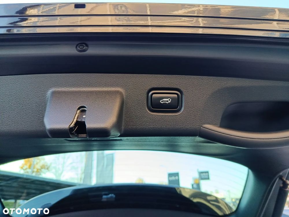 Kia Sportage 1.6 T-GDI HEV Business Line 4WD - 18