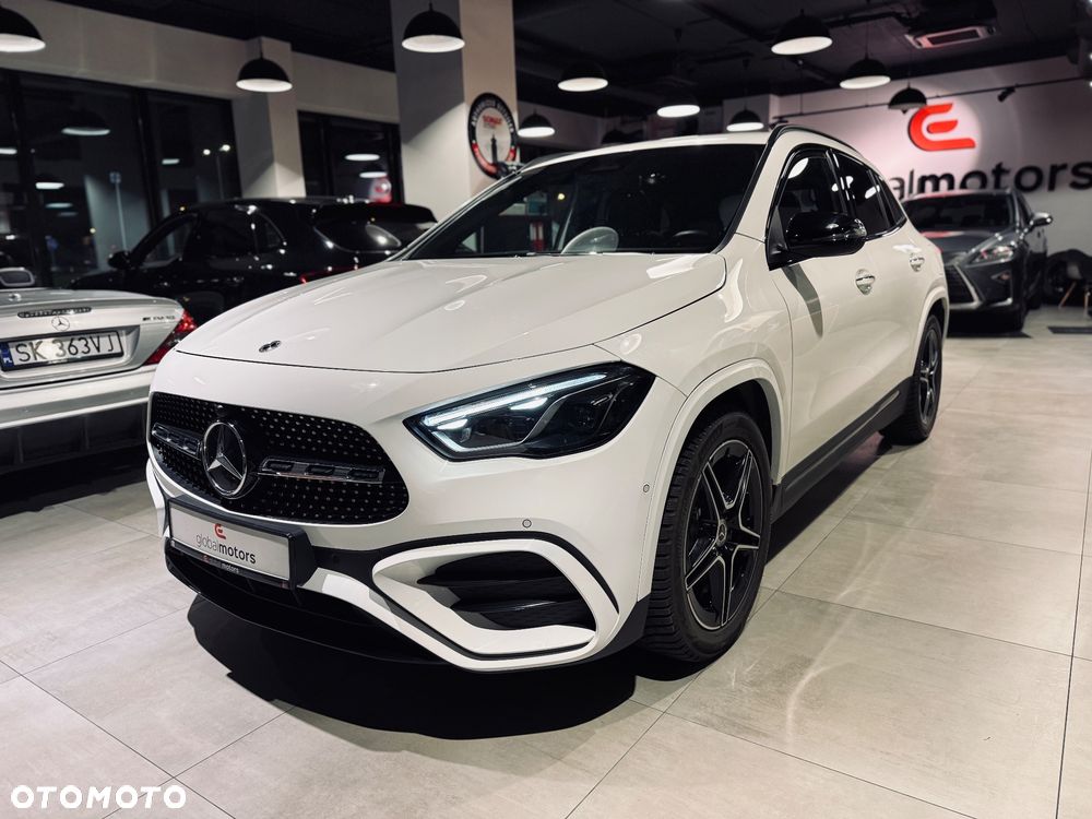 Mercedes-Benz GLA 200 d AMG Line - 1