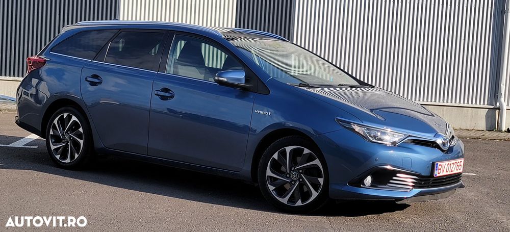 Toyota Auris - 3