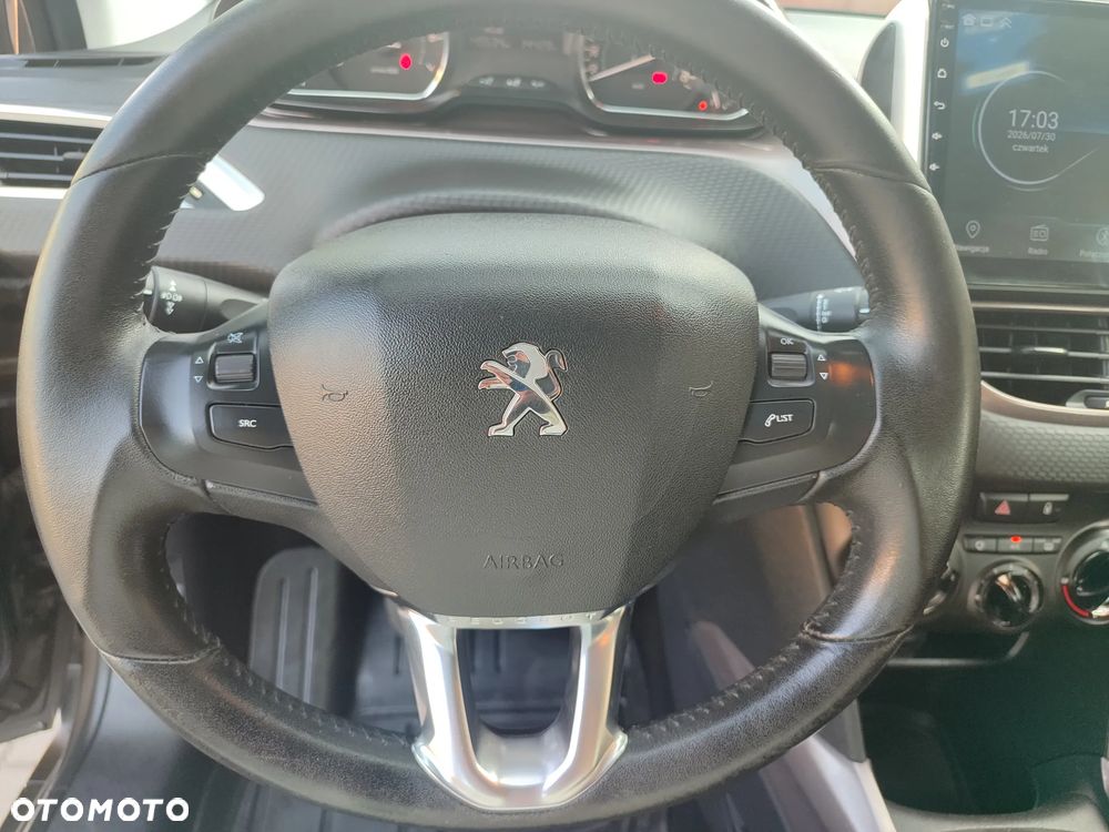 Peugeot 2008 PureTech 82 Allure - 28