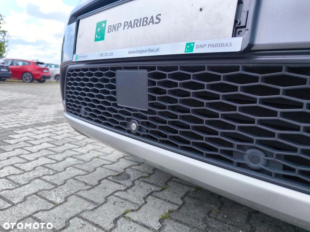 Land Rover Discovery Sport - 23