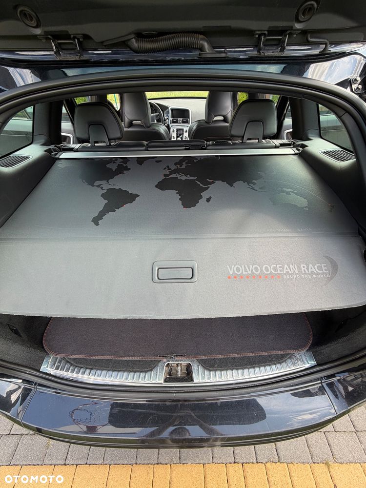Volvo XC 60 D4 Drive-E Ocean Race - 20