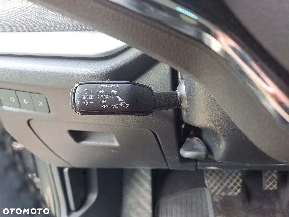 Skoda Octavia ver-1-5-tsi-e--tec-style-dsg - 23
