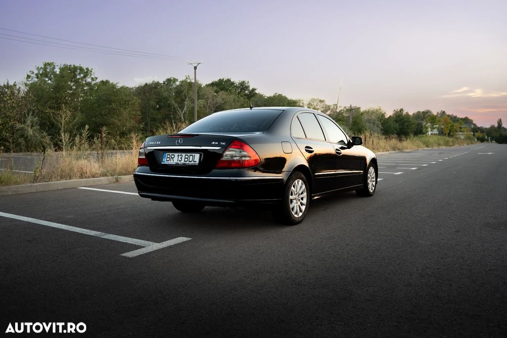 Mercedes-Benz E - 4