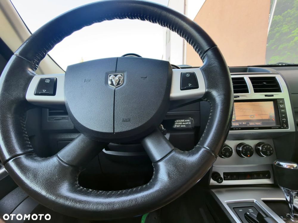 Dodge Nitro 2.8 CRD DPF Automatik R/T - 31