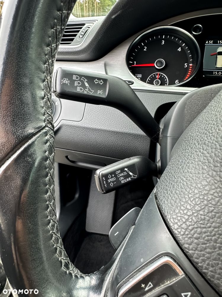 Volkswagen Passat 2.0 TDI Highline DSG - 19