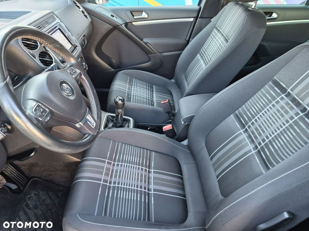 Volkswagen Tiguan - 18