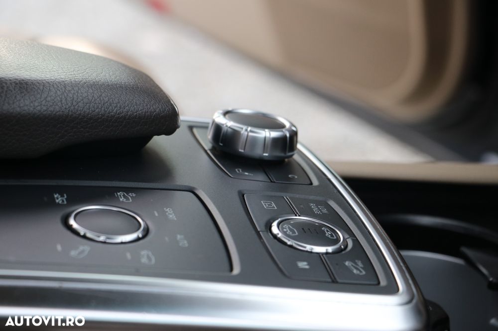 Mercedes-Benz ML 350 BlueTec 4MATIC Aut - 14