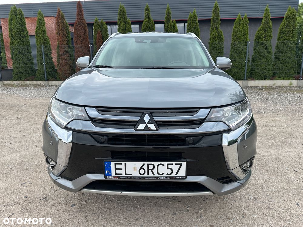 Mitsubishi Outlander Intense + - 7