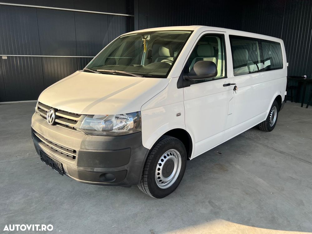 Volkswagen Transporter - 1
