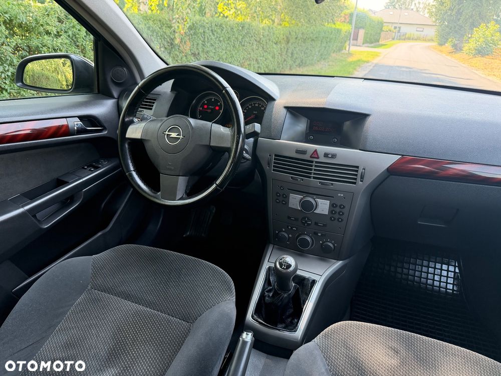 Opel Astra - 22