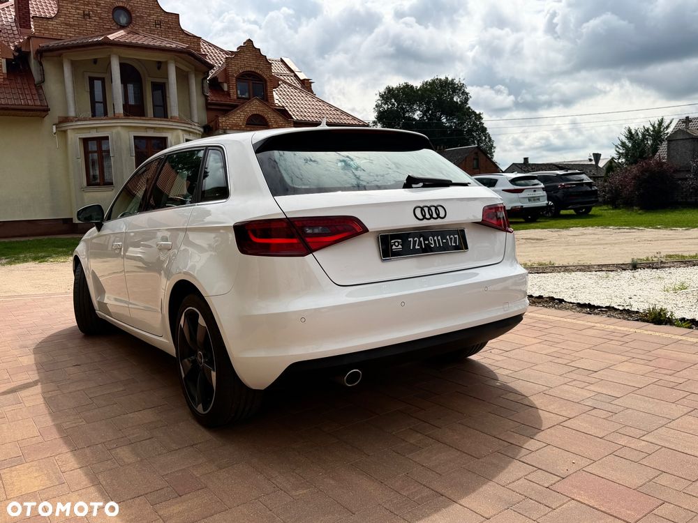 Audi A3 Sportback 1.6 TDI - 11