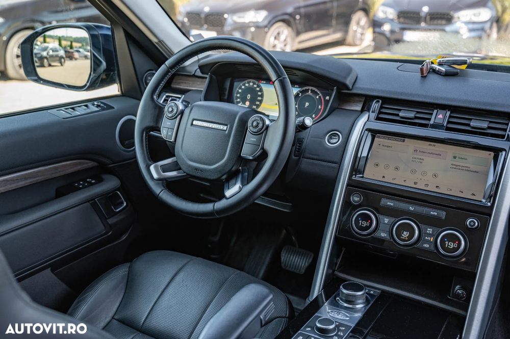 Land Rover Discovery 3.0 L TD6 HSE - 17