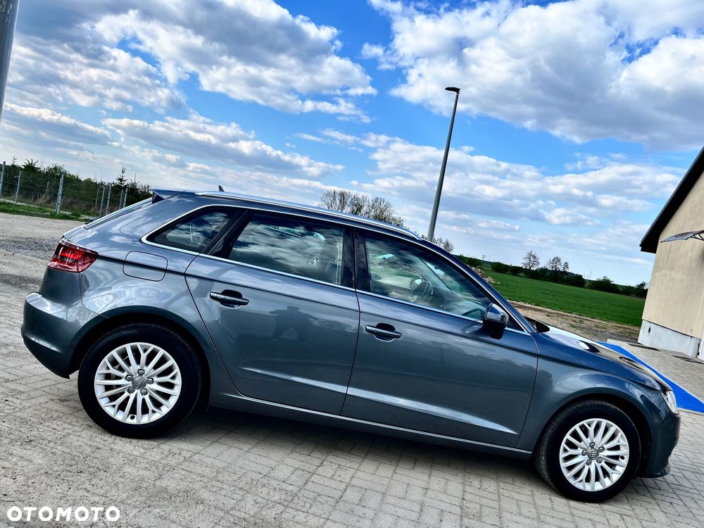 Audi A3 Sportback 1.6 TDI S tronic Attraction - 7