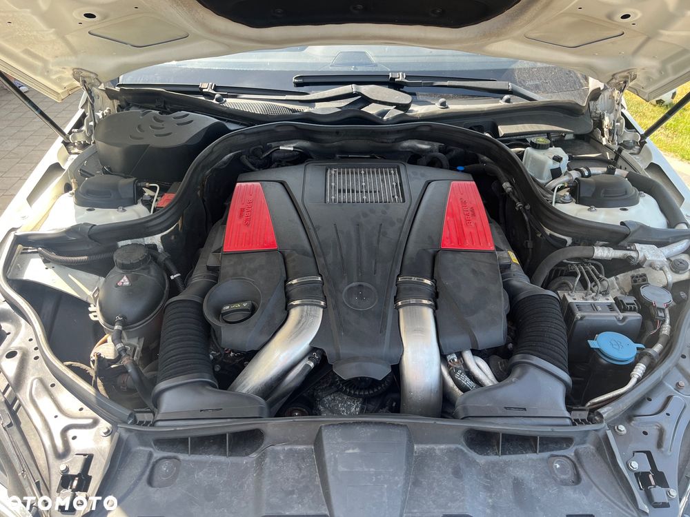 Mercedes-Benz Klasa E 500 4Matic BlueEFFICIENCY 7G-TRONIC Avantgarde - 29
