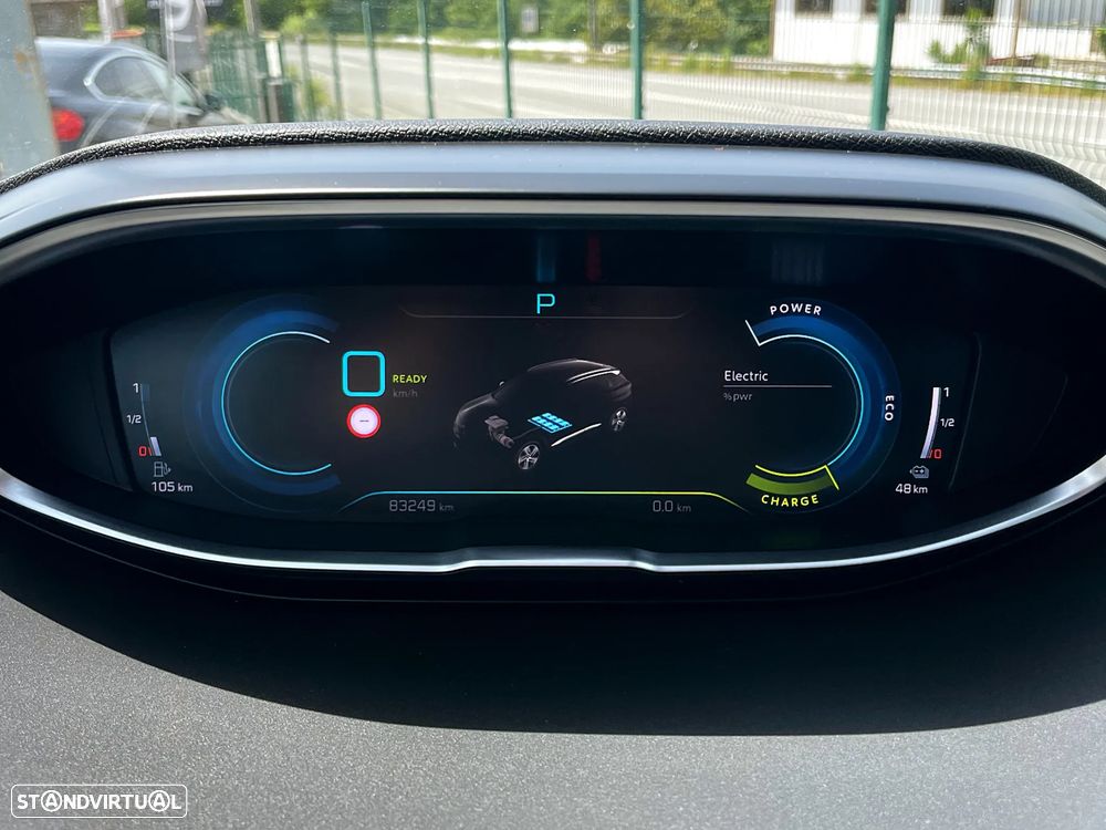 Peugeot 3008 1.6 Hybrid Allure Pack e-EAT8 - 39