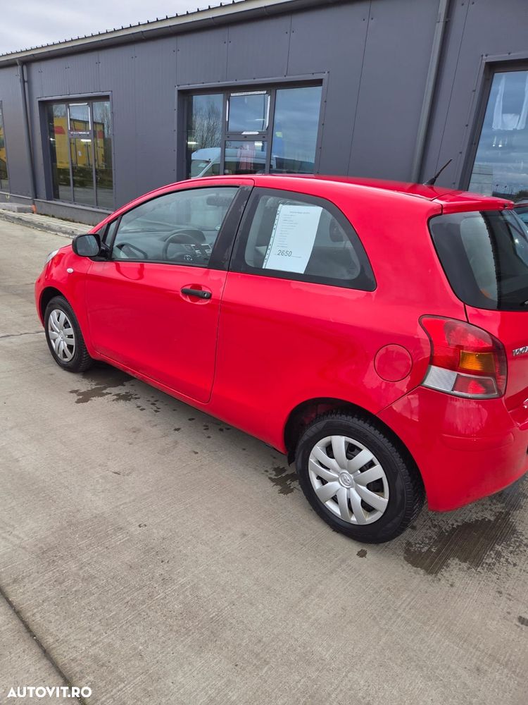 Toyota Yaris 1.0 VVT-i - 7