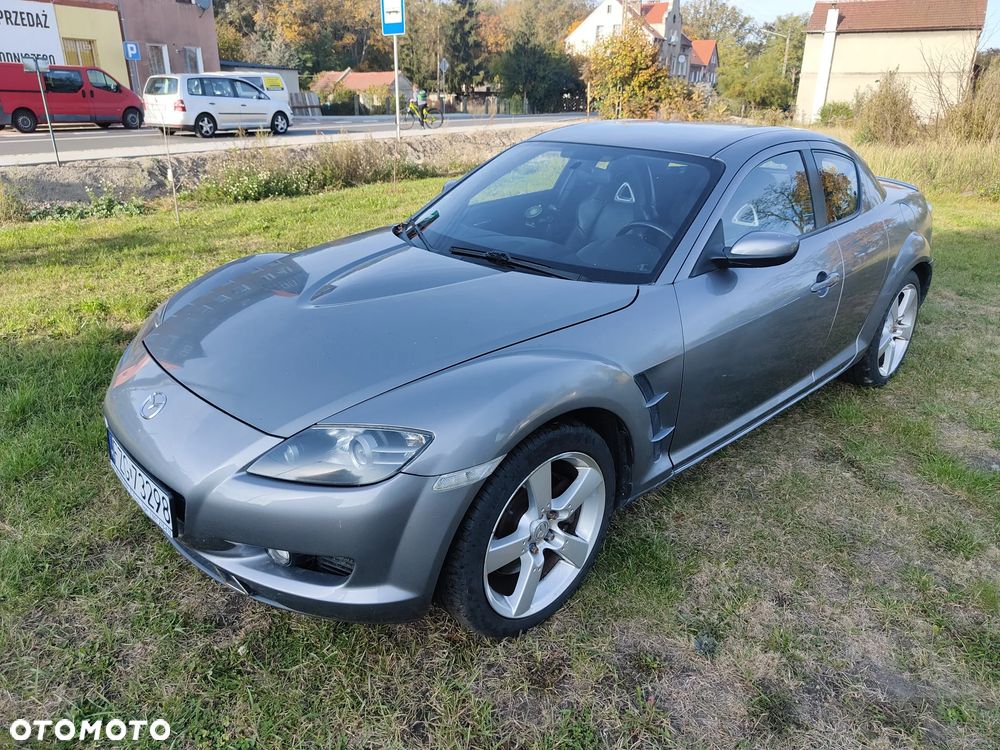 Mazda RX-8 Revolution - 1